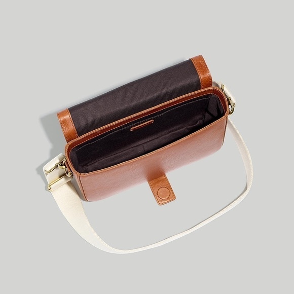 COPY - MadeWell The Transport Flap Shoulder Bag NH488 MONOGRAM GC - Picture 2 of 6